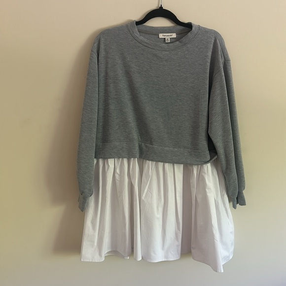 NEVER WORN Sweatshirt Dress - Picture 3 of 4